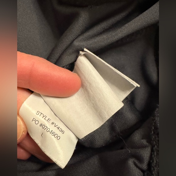 Vuori Men’s Meta Joggers in Charcoal Gray - Picture 4 of 4